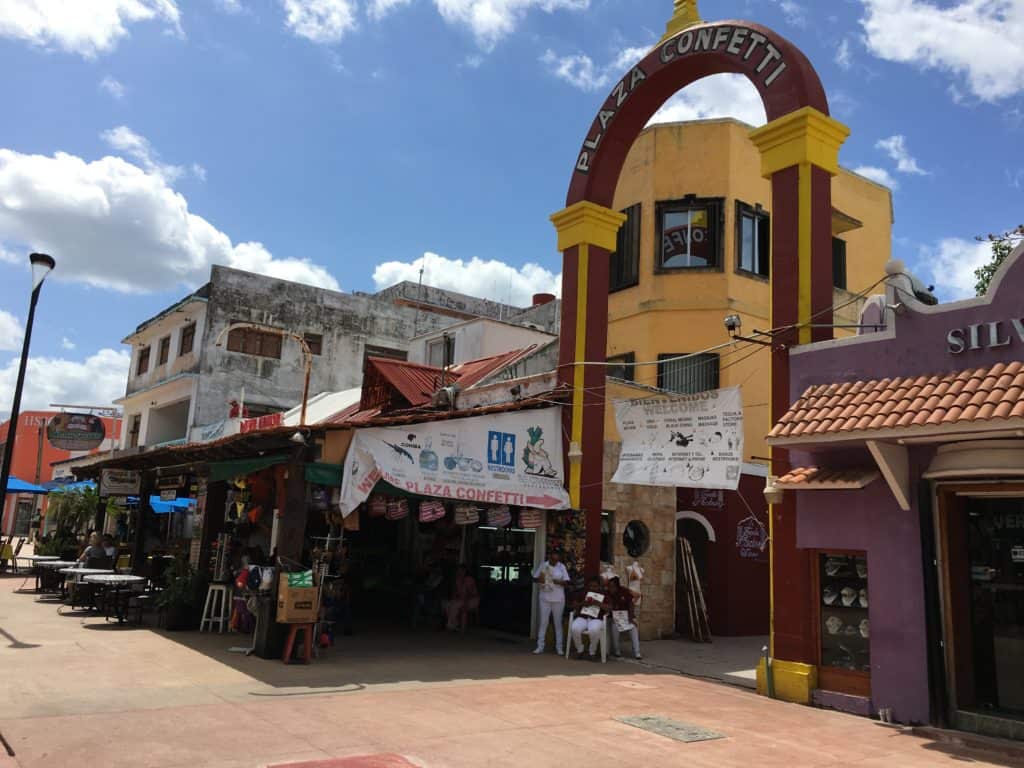 Shops in the main Cozumel Square