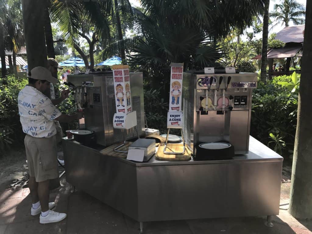 Cookie's BBQ Soft Serve Station