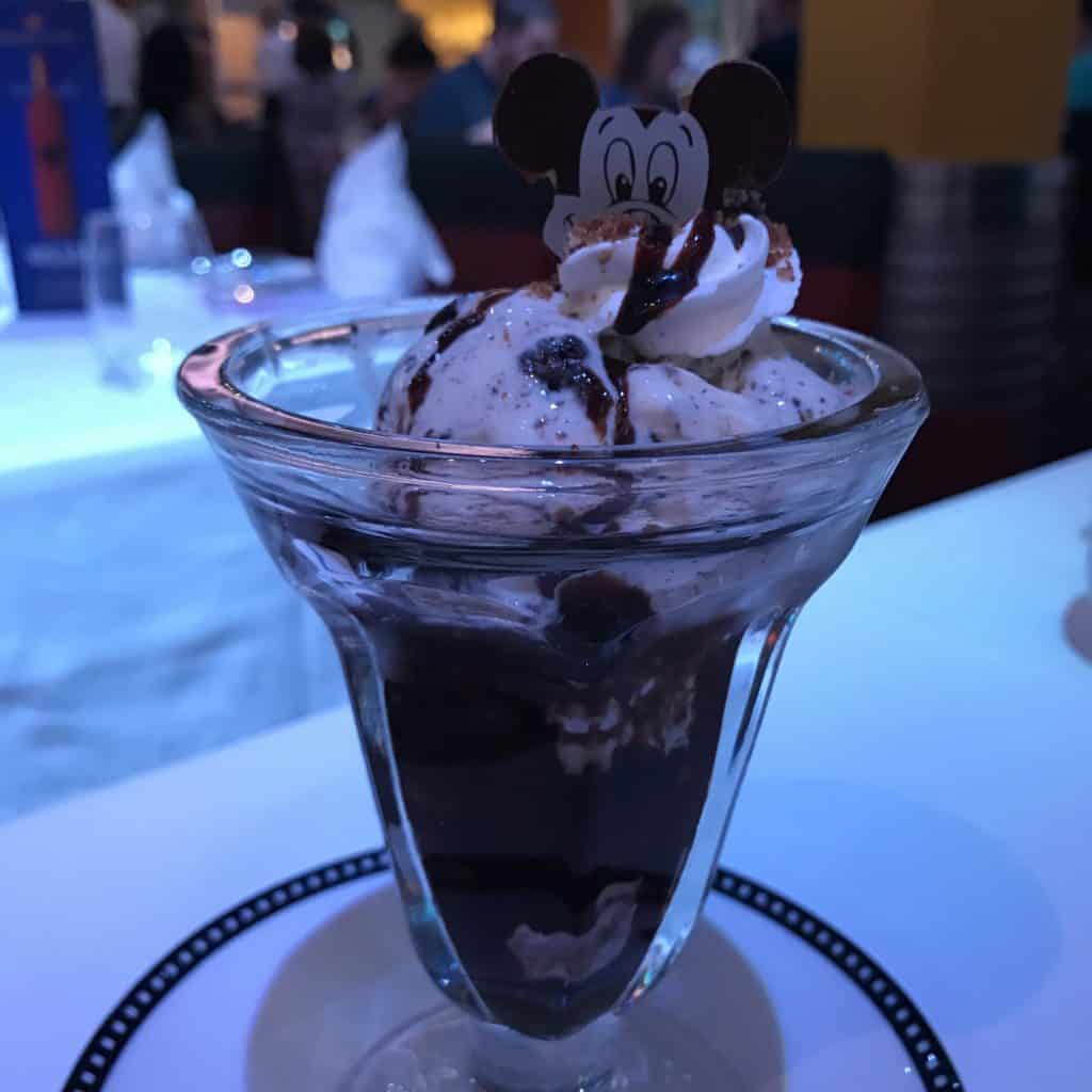 Cookies ‘n Cream Sundae