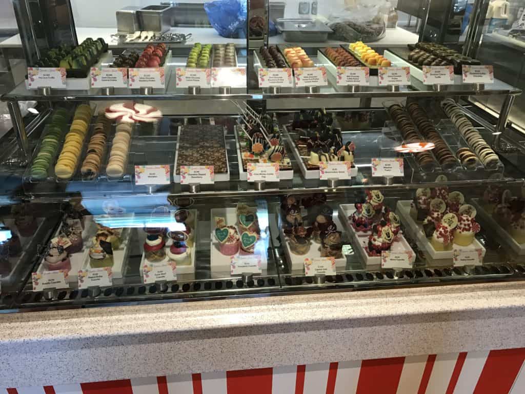 Macaroons and Cupcakes