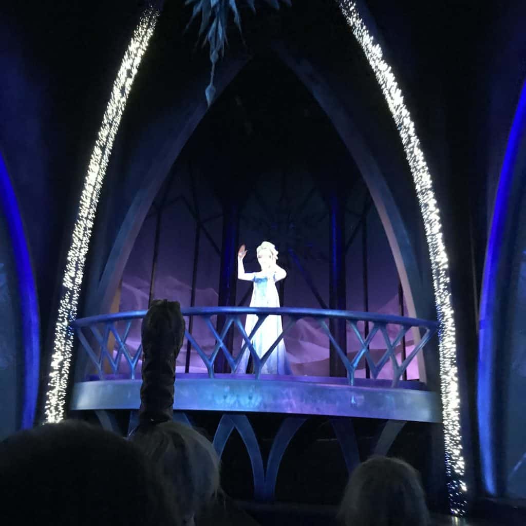 Elsa Animatronic