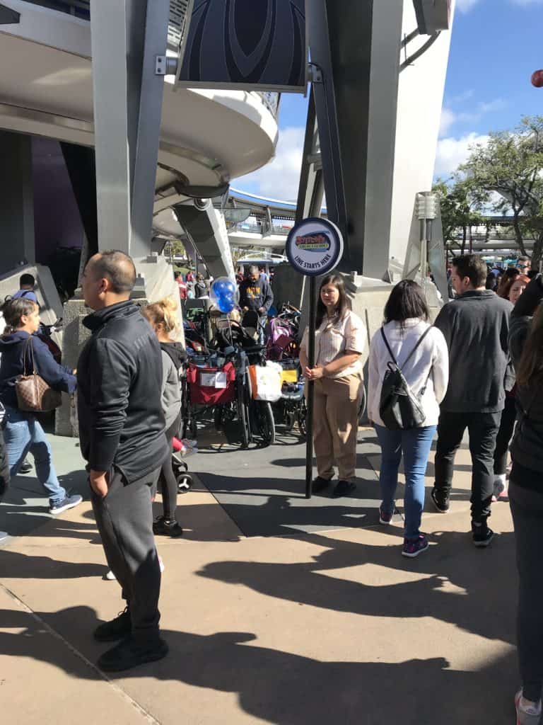 Line for Stitch's Great Escape