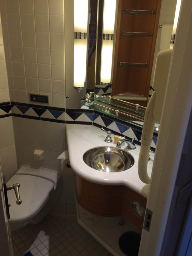 Split Bathroom with Toilet