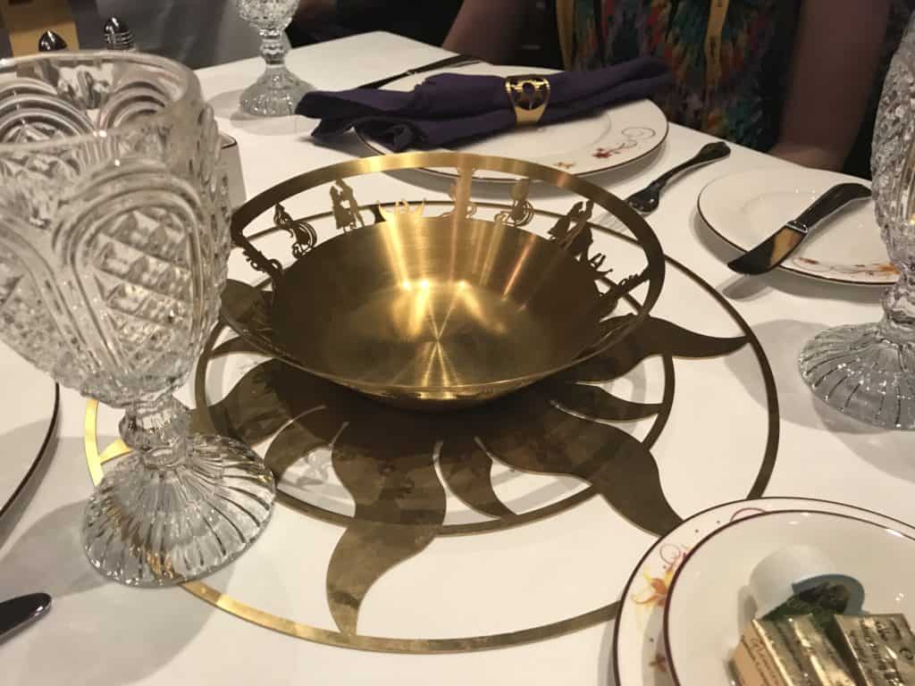 Bread Holder