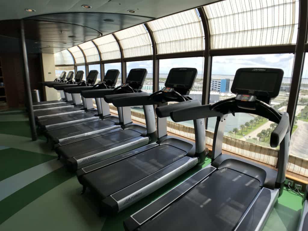 Treadmill Machines Face the Ocean