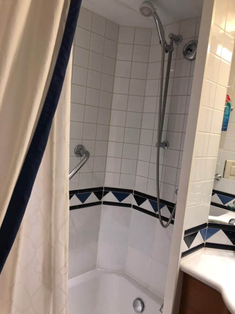 Tub