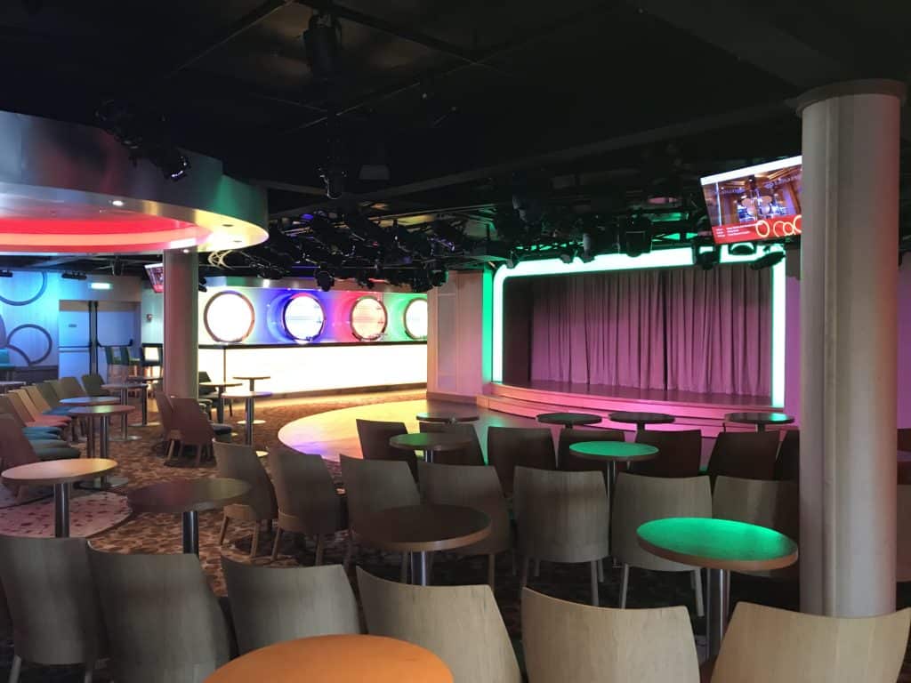 D-Lounge