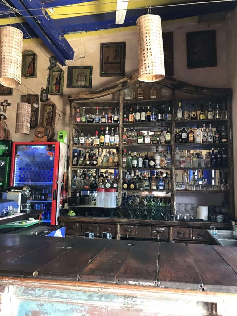 Bar