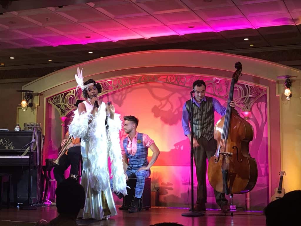 Tiana and the Crooners