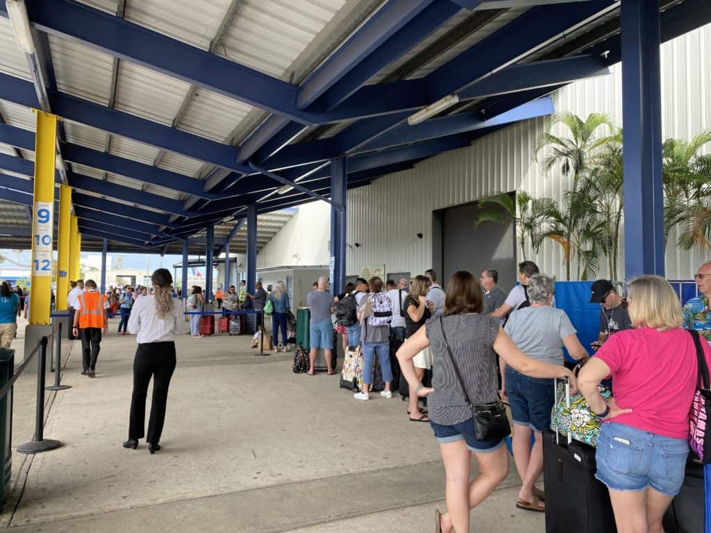 Luggage Drop Off Line
