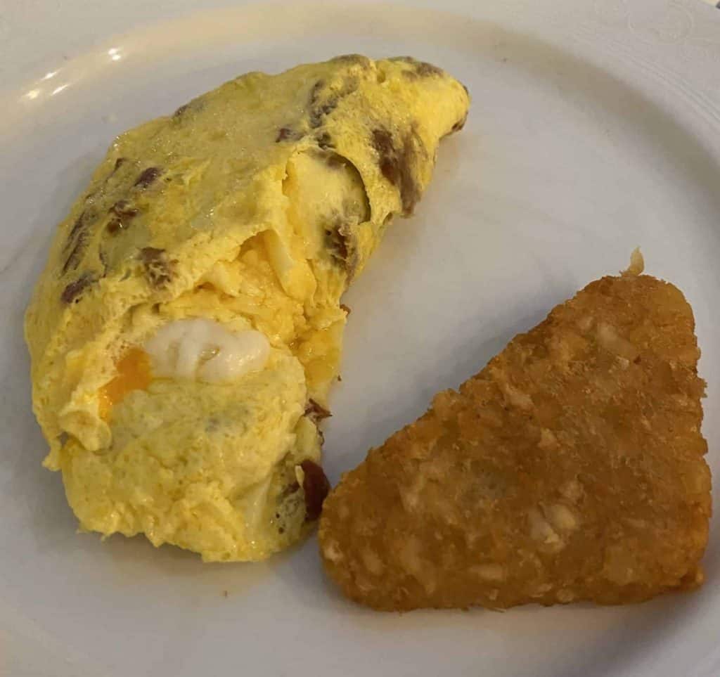 Omelet and Hash Browns