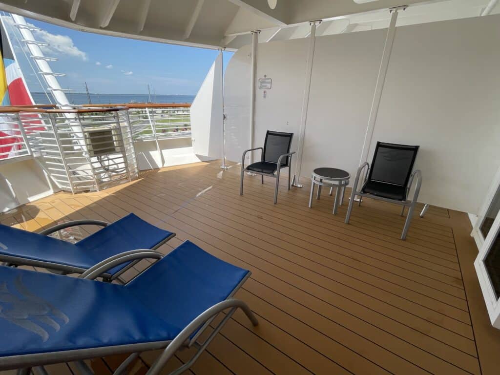 Verandah with Flag!