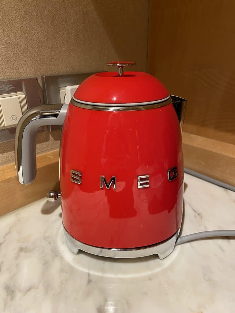 SMEG Tea Pot