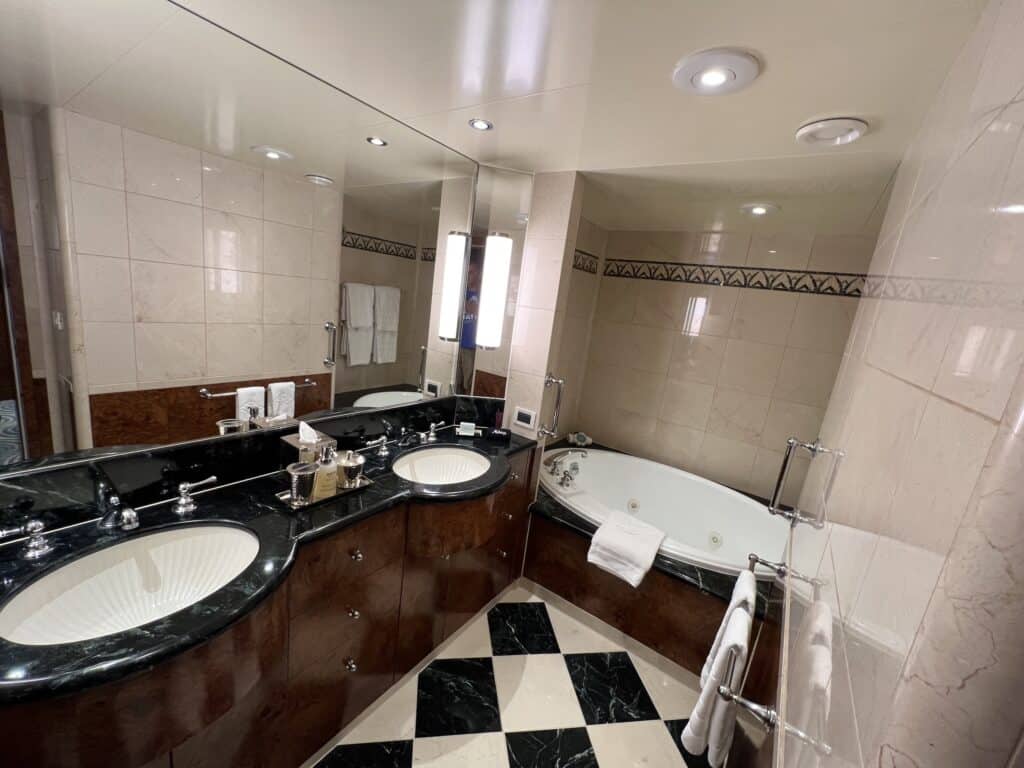 Main Bathroom