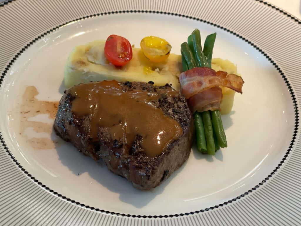1923 Peppered Filet Mignon