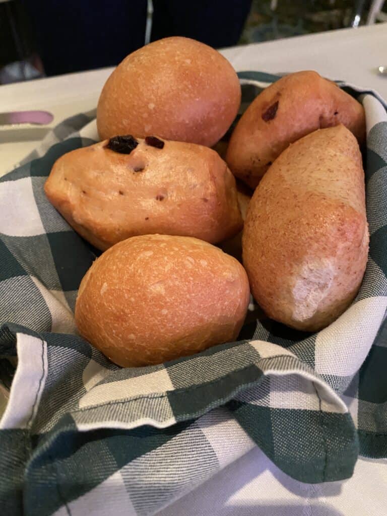Multigrain and Country Currant Rolls