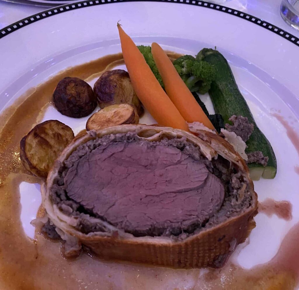 Roasted Filet of Beef Wellington