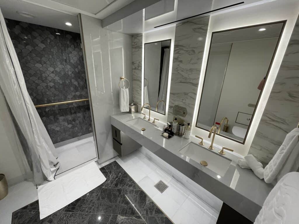 First Floor Bathroom