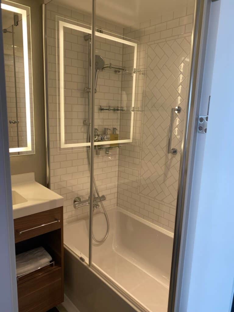 Split Bathroom With Shower