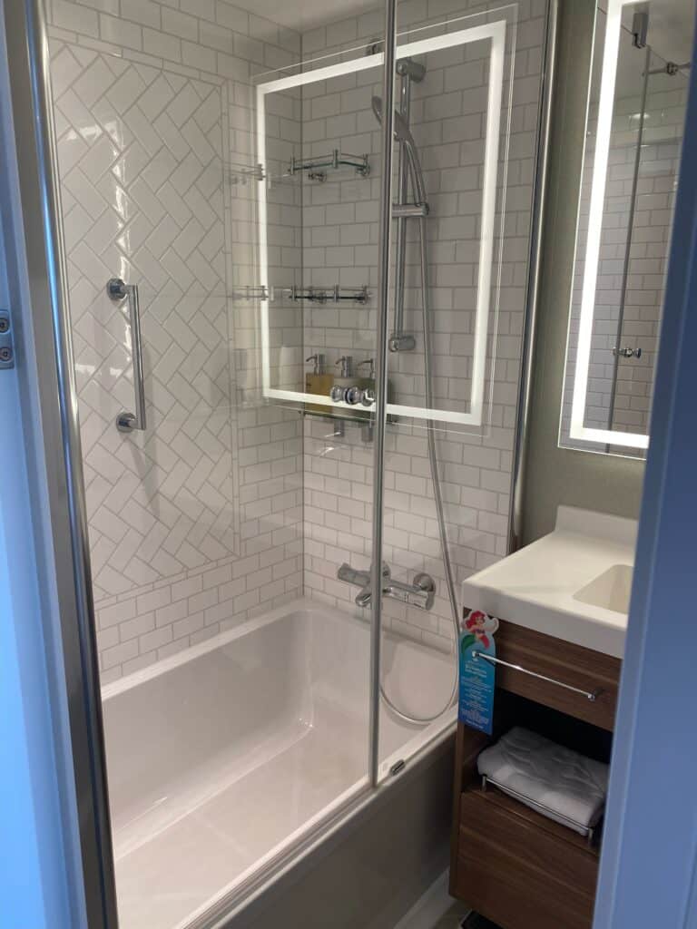 Split Bathroom With Shower