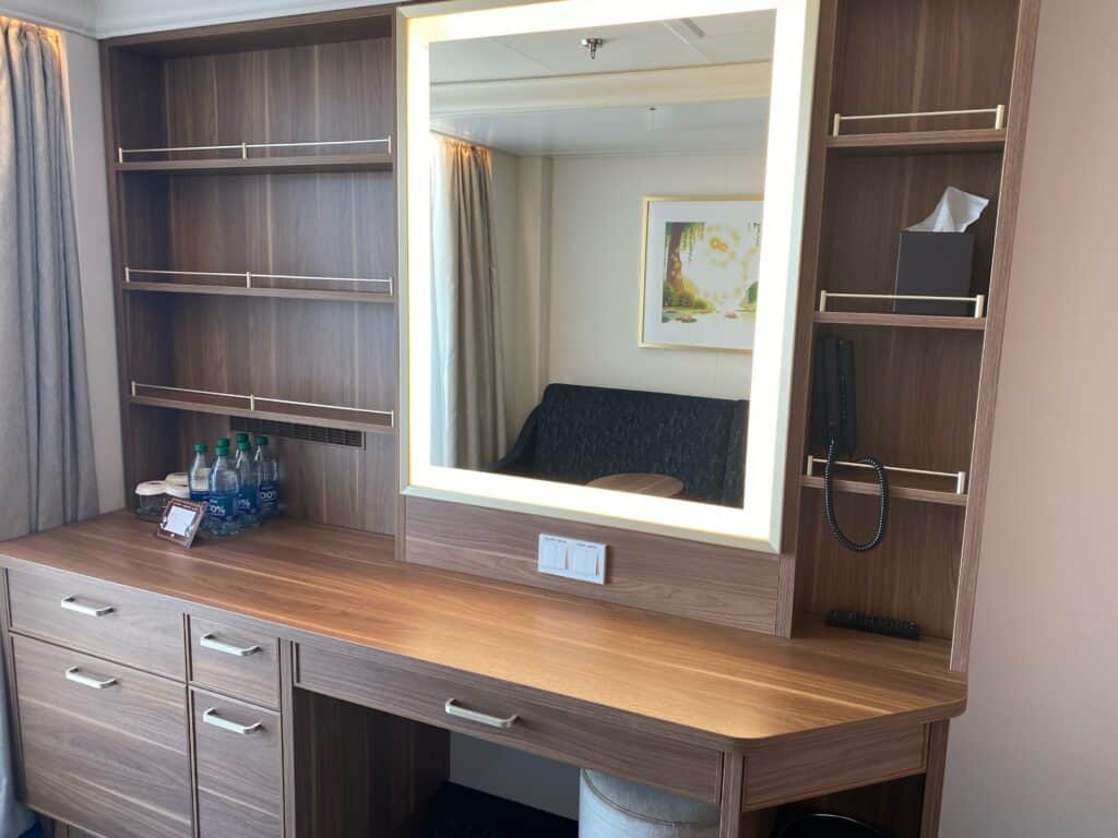 Desk Area