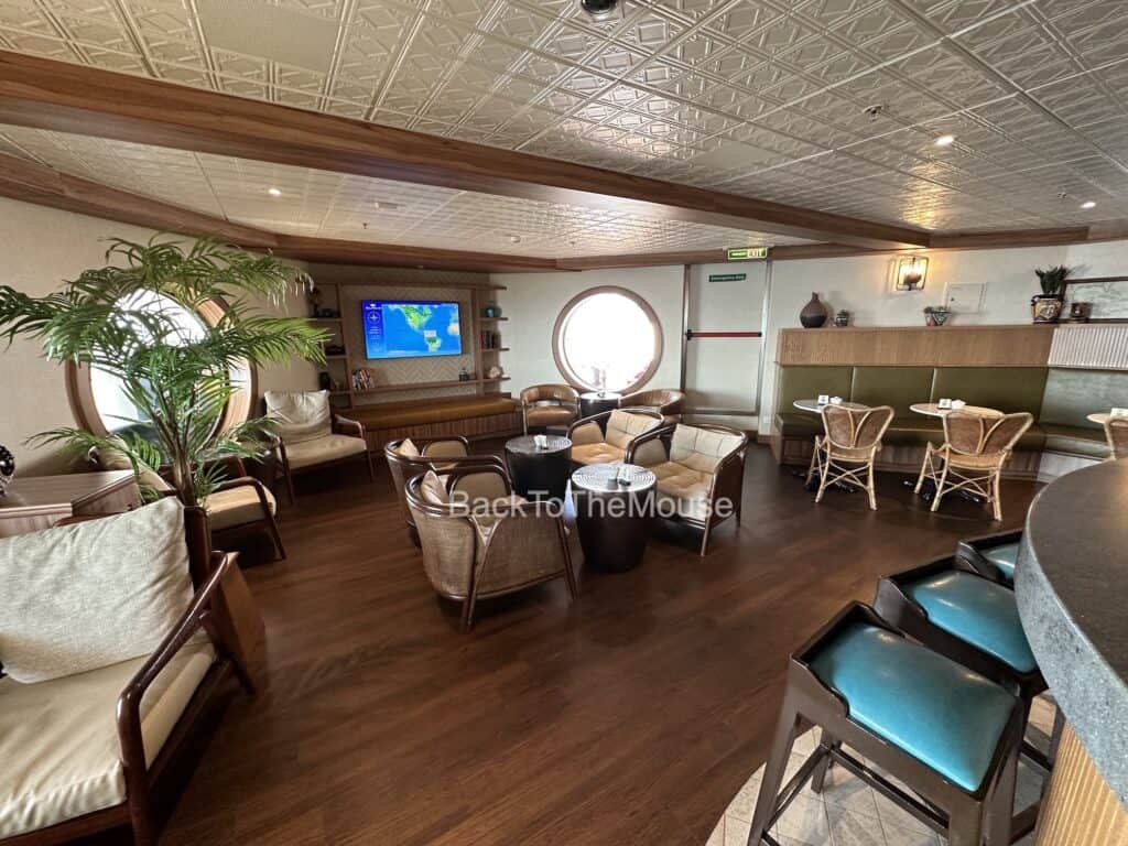 Seating Area to the Left of Counter