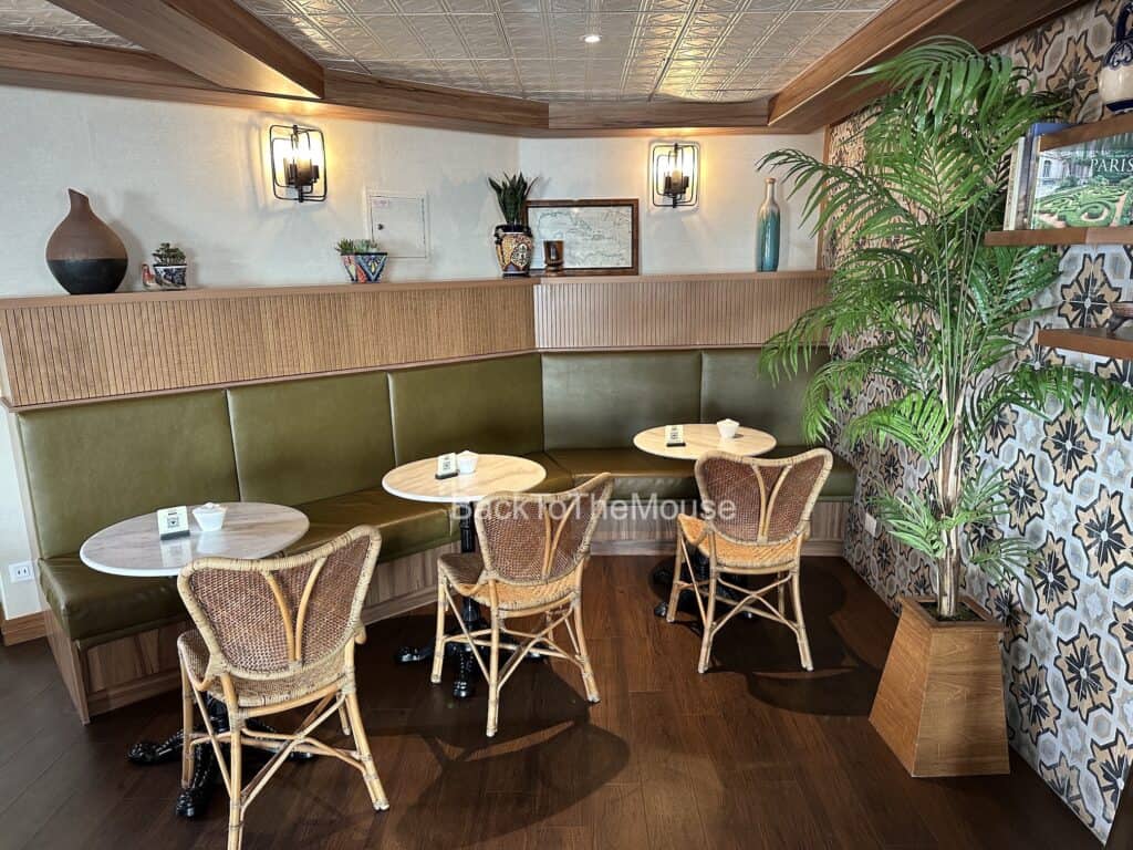 Seating Area to the Left of Counter