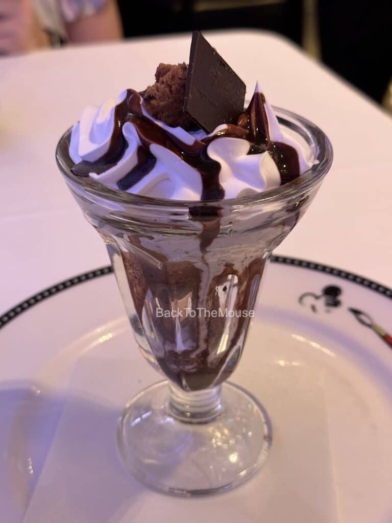 Cookies n' Creame Sundae